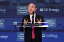 メガソーラー補助金廃止へ動く高市政権、監視も厳格に　太陽光発電の普及に旗を振った孫正義氏の立ち位置は今