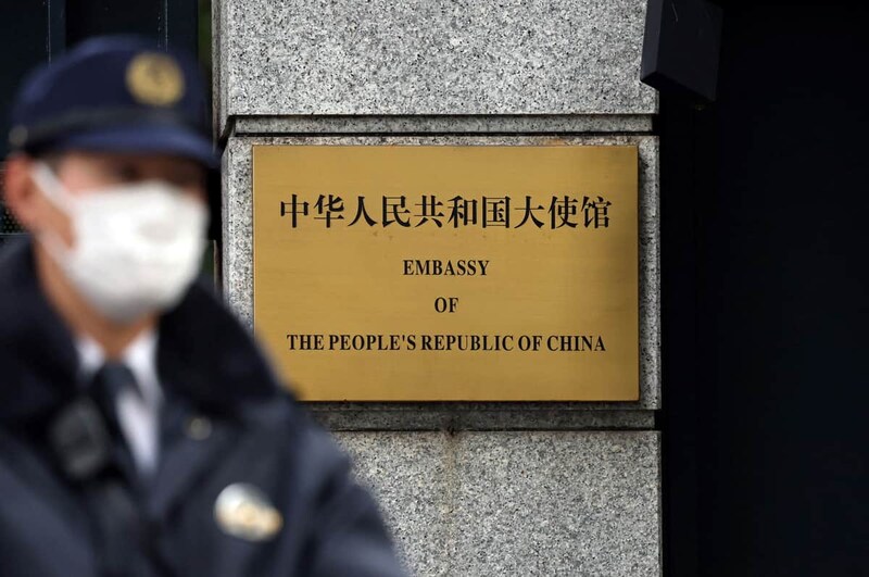 中国大使館侵入事件、日本側は謝罪すべきなのか(写真:ロイター/アフロ)