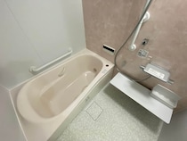 「TOTO」中東情勢悪化でシステム・ユニットバスの新規受注中止「LIXIL」も　建築業界に打撃