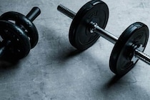 北名古屋市議選の67歳候補者、まさかの肉体で話題　「ムキムキ」「なんてワイルド」