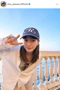 川栄李奈、ミニ丈×ロングブーツのコーデで「激カワ」ショット　「今日も頑張ろう」...雰囲気変わるメガネ姿で