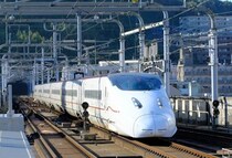 「インバウンドに新幹線代1万円」施策に「外国人優遇か」と批判　JRにはかつて乗り放題激安チケットが