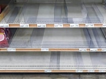 ホルムズ海峡封鎖で思い出される「コロナ禍」の規制、あの悪夢はまた来るのか
