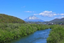 「約2000リットル」重油流出のニセコ高級旅館、近隣川検査で「水質に問題がない」と発表　「事態の収束に全力を」
