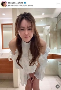 大河内志保、超ミニ丈白ワンピで変わらぬ美貌にドキっ　「か、かわいい...が過ぎる」「時間が止まっている」