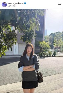 生見愛瑠、透け感黒ドレス姿で色気にドキっ　「やばい可愛すぎます」「どんどん綺麗に」「大人の美しさ」