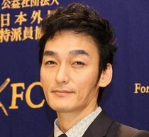 草なぎ剛に第1子誕生→事務所が「取材・撮影等」に注意喚起　「出産後の母子のプライバシー保護の観点」