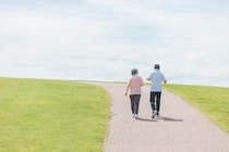 老化をコントロールできるのか？　ニンニク抽出液に注目...「モーニングショー」で研究の第一人者が最新情報を説明