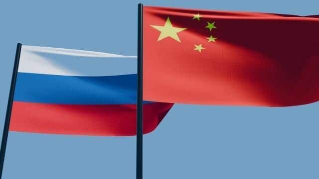 情報戦において相互補完的に活動しているとされるロシアと中国（画像はイメージ）