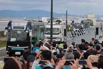 「車の品質が悪すぎ」「1に補助金、2に補助金」　中国製だった万博EVバス、関係者が証言...67億円損失も