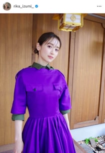 泉里香、水色の花柄ワンピでカワイイがダダ漏れ...「すんげぇ可愛い」「美し過ぎます」　夫はサッカー日本代表
