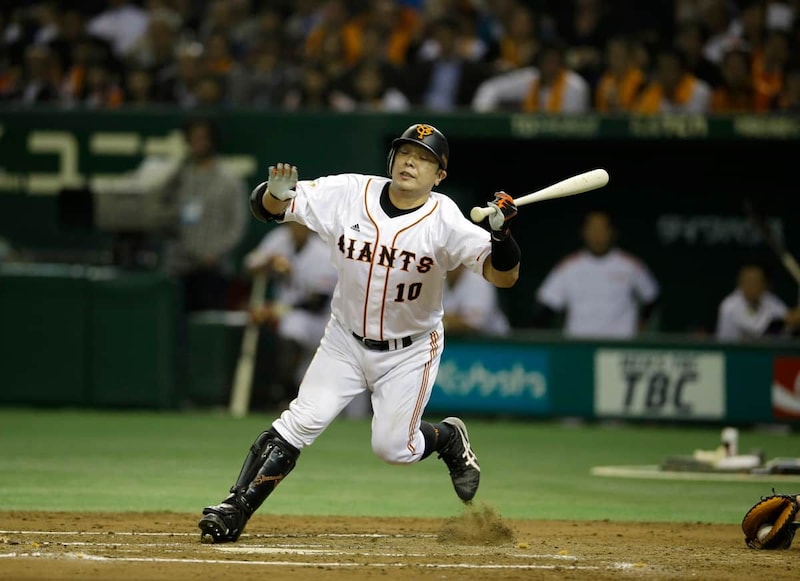 現役時代の阿部慎之助監督（2013年撮影）（写真：AP/アフロ）