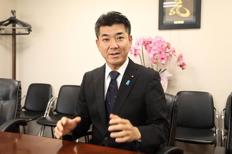立憲民主党代表時代の泉健太衆院議員(2021年撮影)。「政策立案型」の意義を強調していた