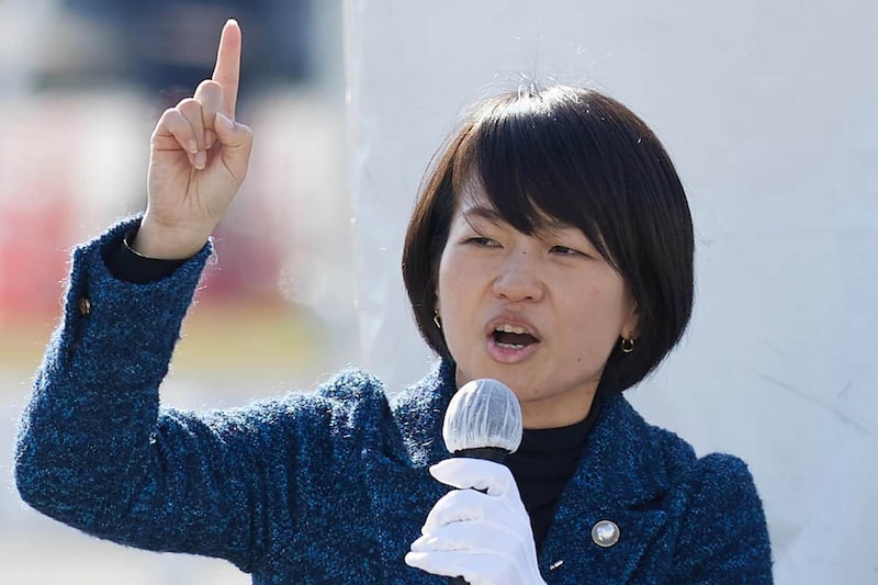 鈴木貴子衆院議員。「エアリプ」発信が裏目に出ている（写真：田中庸介/アフロ）