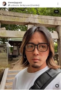 ジャガー横田のイケメン19歳長男、ニッコリ笑顔で　レジェンド女子レスラーたちとパシャリ