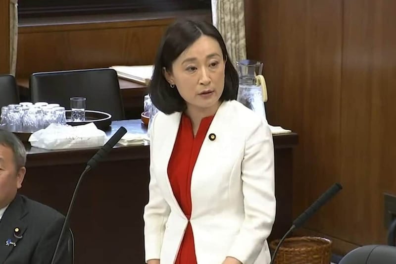 週刊誌を元にした質問に答えないのは妥当なのか。この点について質問する立憲民主党の田島麻衣子参院議員(写真は参院インターネット中継から)