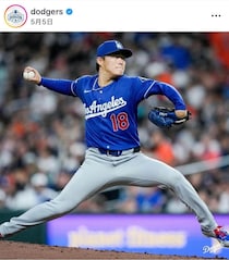 モデルみたい...山本由伸、爆イケなサングラス＆きらりネックレスで移動中ショット　大谷翔平は真剣表情見せる