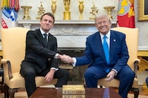 G7サミット、トランプつなぎ留めで情けないほどのあの手この手　マクロン大統領に思惑あり
