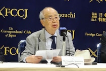 角川歴彦氏、KADOKAWA夏野社長ら提訴　会見に袴田巌さんの帽子持参、「冤罪、人質司法」訴える