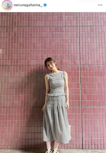 長濱ねる、純白タイトなロングドレスで国宝級の美貌に衝撃...女神降臨ショット　衝撃の神スタイル炸裂