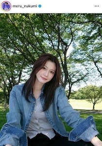 生見愛瑠、タンクトップ×白シャツさらり着こなし...神スタイル炸裂　「可愛すぎる」「綺麗でカッコいい！！」