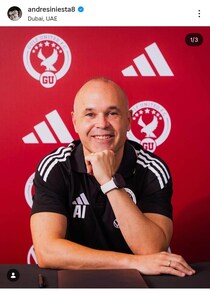 元サッカー・イニエスタ、妻を抱きしめラブラブ2ショット...来日中？大阪城をバックに　「おかえり」「嬉しい」