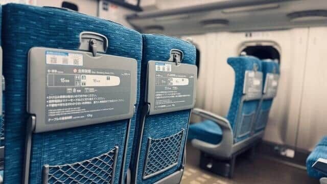 新幹線内での突然の説教に周囲が呆れる出来事が…(写真はイメージ)