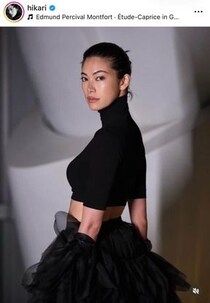 森星、肩出し真っ赤なドレス姿ですらり神スタイル...国宝級の美貌に衝撃　祖母は森英恵、姉は森泉