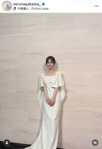 長濱ねる、黒ドレス姿で色気ダダ漏れ...国宝級の美貌に衝撃　すらり神スタイルのバックショットにドキっ
