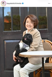 「20年振りに直ちゃんと再会して飲みました」岸本加世子＆飯島直子、密着仲良し2ショットに反響「お綺麗です」