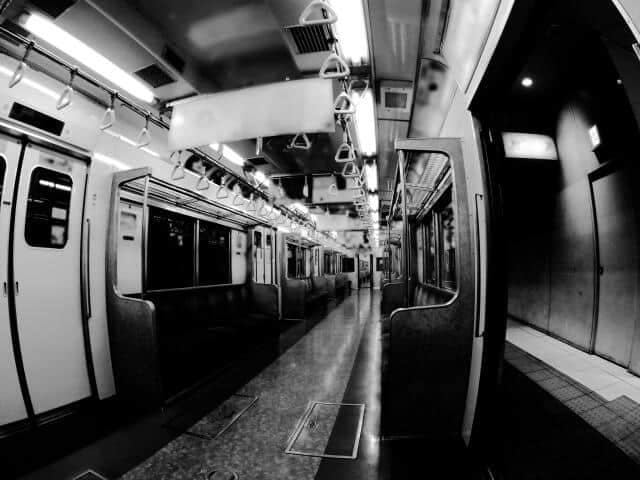 通勤電車で口論が勃発して…(写真はイメージ)