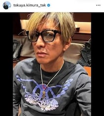 木村拓哉、ギター柄バンダナ巻いたロックテイストで真剣表情かっこよすぎ　国民的スターのオーラダダ漏れ