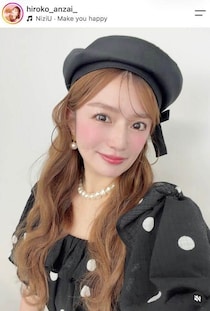 安西ひろこ、ピンクの肩出しノースリワンピで...大人カワイイがダダ漏れ　「可愛い過ぎ」「今日も綺麗」悶絶