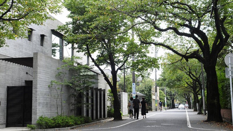 平均年収1,100万円超えの企業も…閑静な高級住宅街の裏にある“もうひとつの顔”。東京・世田谷区の「給与が高い上場企業」TOP3