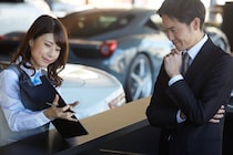 「カーローンは悪！現金一括こそ至高！」は勘違い？…“現金至上主義者”に抜けている肝心要な視点【月1ペースでクルマを購入するYouTuberが解説】