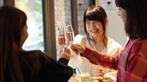 もしかして「割り勘負け」してる？〈1回8,000円〉の出費に悲鳴！45歳ワーママ、年末の忘年会に今から気が重いワケ