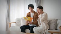 ▼もう無理よ…世帯年収900万円の30代新婚夫婦、念願の〈庭付き戸建〉を2年も経たずに「任意売却」した理由
