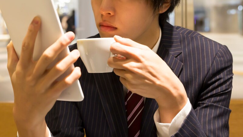 奨学金がなければ、いまの自分はなかった…初任給25万円で返済額は月3万円、〈借金〉に身震いする不安。それでも「後悔はない」と語る都内私大卒男性の本音