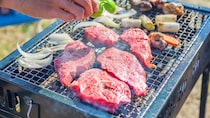 焼肉シーズンは夏だけど「旬」じゃない？脂がのって絶品…牛肉が最も美味しくなる「意外な季節」