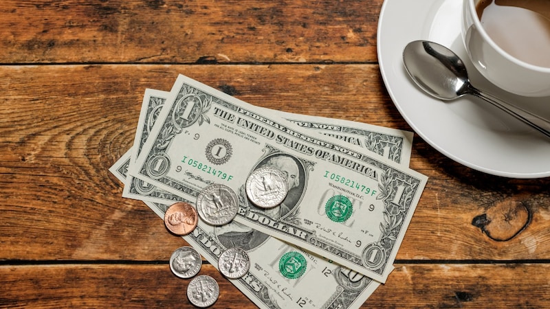 「結局いくら払えばいいの?」…日本人旅行者を悩ませる「チップ問題」とアメリカで広がる「チップ疲れ」の実態