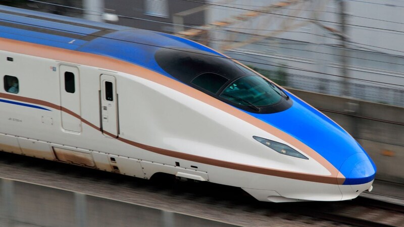 年収3,200万円の52歳エリートサラリーマン、都心タワマン・ポルシェを買って満ち足りた生活のはずが…襲い来る〈猛烈な虚無感〉。「いってきます」と専業主婦妻を欺き、北陸新幹線に飛び乗ったワケ