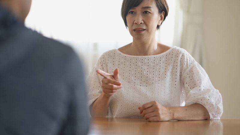 私の老後はどうするの!? …年収800万円・50歳夫の小遣いは「2万円」家計を支配してきた“鬼嫁”の後悔【CFPの助言】