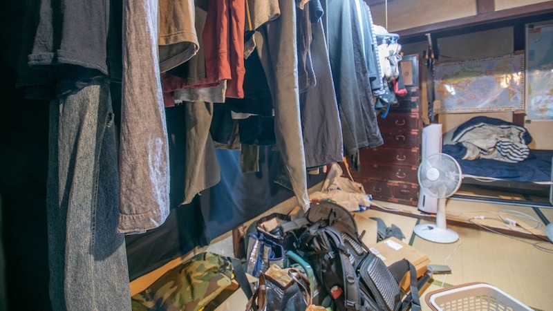 「二度と顔を見せるな」絶縁した75歳父の孤独死。遺品整理に訪れた45歳息子が、ボロボロの作業着のポケットから見つけた〈泥だらけの1万円札〉【FPが解説】