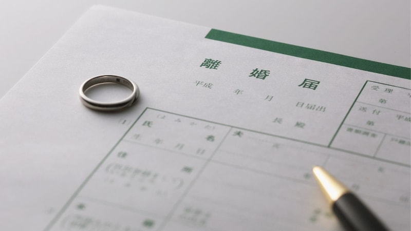 子どもを私立中学に通わせ、住まいは高級マンション…一見幸せな57歳エリートサラリーマンが、8歳年下の妻に「離婚」を切り出した“やるせない理由”