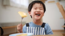 「クチャクチャ食べる子ども」が増えている理由…大人になって命を危険に晒す可能性も【歯科医師が警鐘】