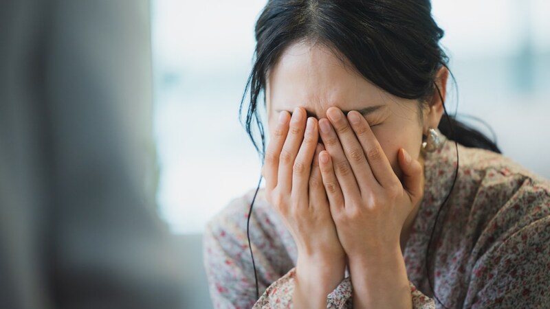 世帯年収1,100万円の30代夫婦〈埼玉県内・築30年の庭付き一軒家〉を2,500万円で購入。大規模リノベに大満足も…1年半後、妻が「東京に帰りたい」と涙したワケ