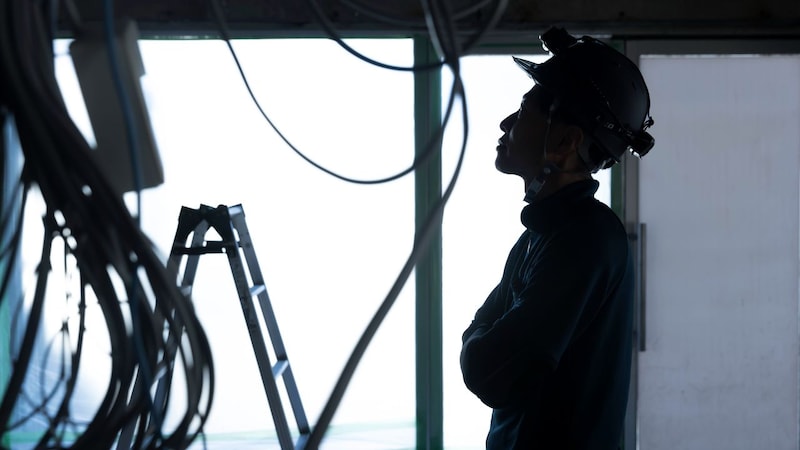 【民泊経営】「先払い」が招く遅延・施工不良の地獄…トラブル事例から学ぶ「悪質な工事業者の対処法」