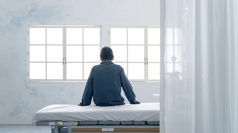 “おひとりさま”の病院代・葬儀代は誰が支払う？―8割が病院で最期を迎える時代の「死への備え方」【司法書士が解説】