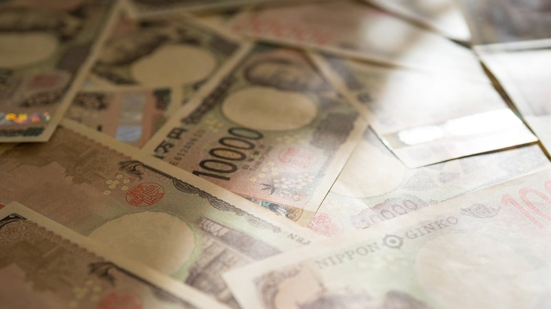 資産を増やす富裕層は何にお金を使っているのか?富を持続させる「8つのストック支出」という共通点【富裕層専門税理士が解説】