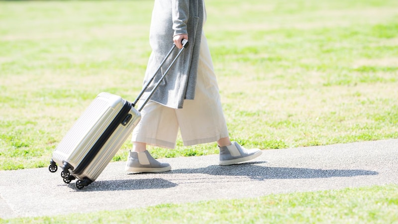 食べて、テレビを観て、寝るだけの毎日です…年金月21万円・70代年金夫婦の〈静かな老後〉が一変した日。きっかけは「出戻り長女の孫連れ帰還」【FPが解説】